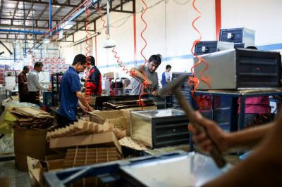 Iranian small and medium-sized enterprises (SMEs) to expand international cooperation
