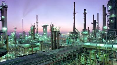 Irã planeja construir refinaria conjunta de petróleo na Espanha